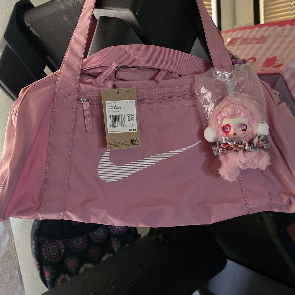 🆕️Nike Pink Duffel Bag with Skullpanda